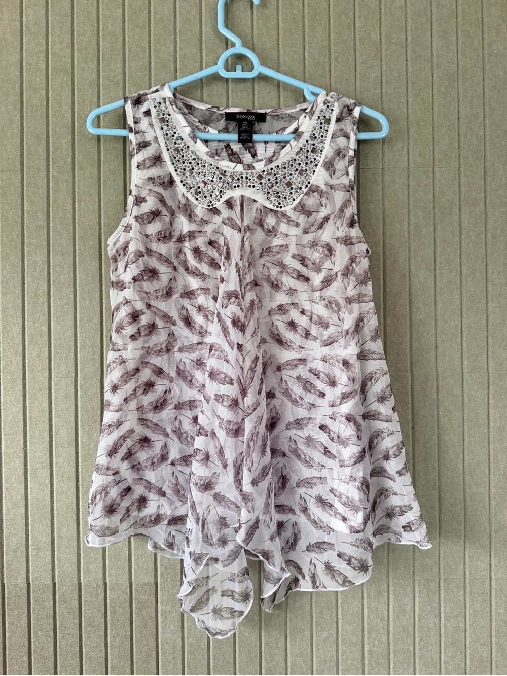 Sleeveless Print Top with Beaded Collar